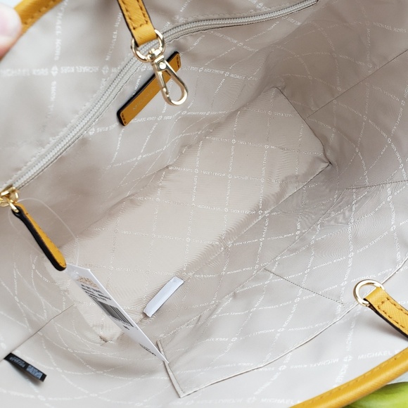 🌺Michael Kors Tote bag and Wallet set marigold - Picture 4 of 8